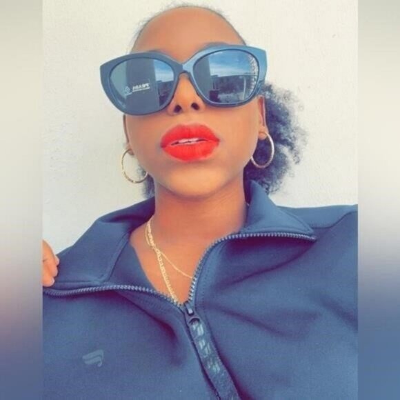 💯- New Authentic PRADA  Acetate Sunglasses SPR 16X-F Black - Picture 3 of 13